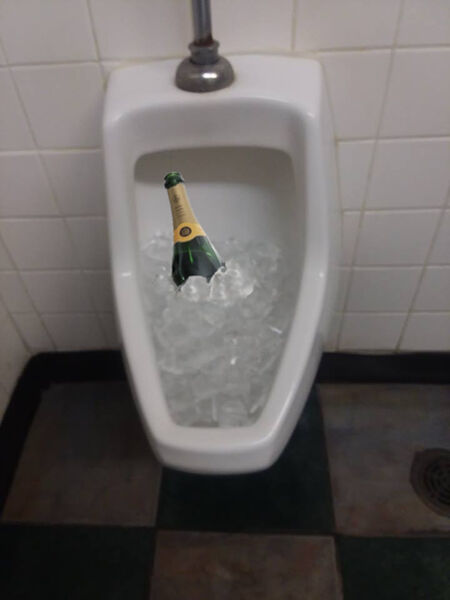 File:Urinal ice bucket.jpg